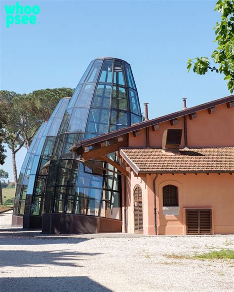 casale del pino sorelle fendi|Alla scoperta dell'hotel di campagna di Ilaria Venturini Fendi alle .